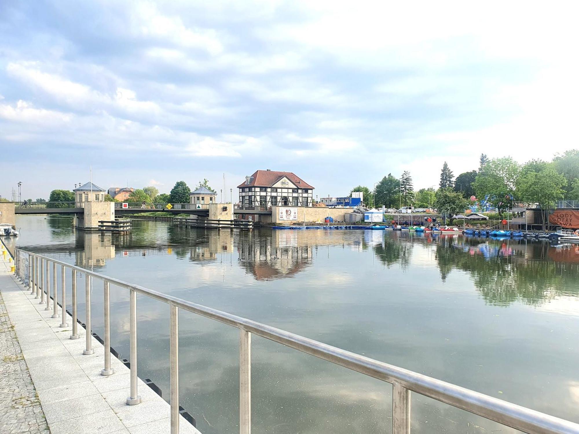 Apartament Amber Dwie Sypialnie Stare Miasto Έλμπλαγκ Εξωτερικό φωτογραφία